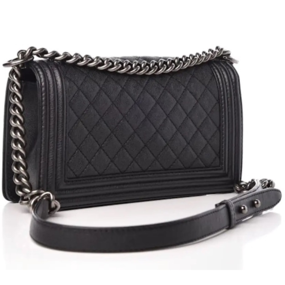 CHANEL CAVIAR BOY BAG - Picture 3 of 4